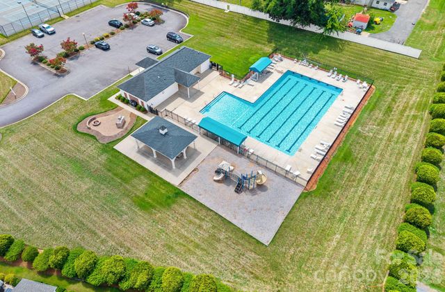 106 Brookshire Lane C, Statesville, NC 28677
