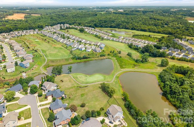 106 Brookshire Lane C, Statesville, NC 28677