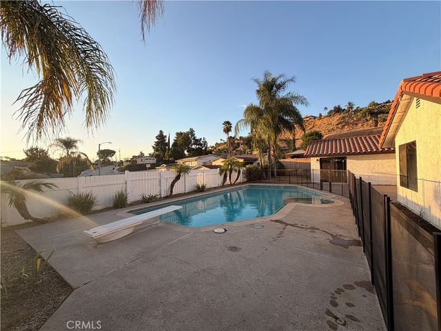 3434 Darren, Highland, CA 92346