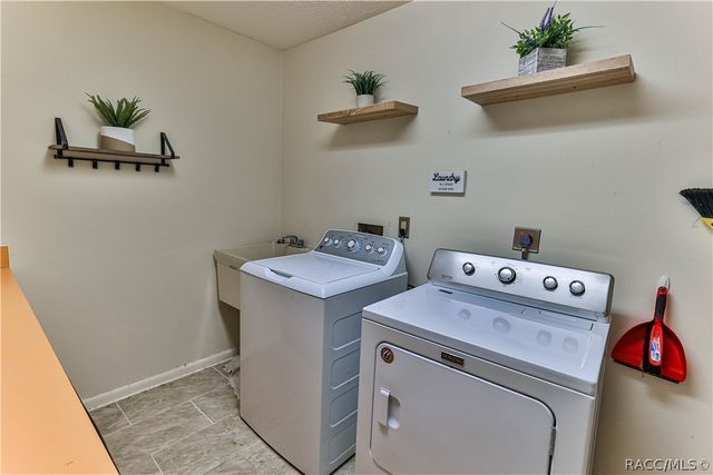11 DAHOON Court S, Homosassa, FL 34446