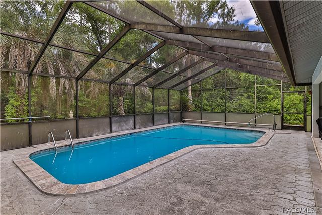 11 DAHOON Court S, Homosassa, FL 34446