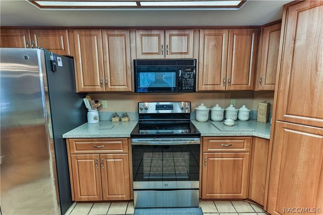 11 DAHOON Court S, Homosassa, FL 34446