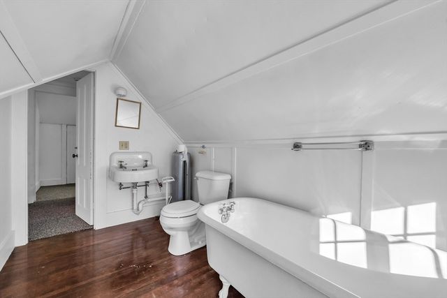 27 Chase St, Orange, MA 01364