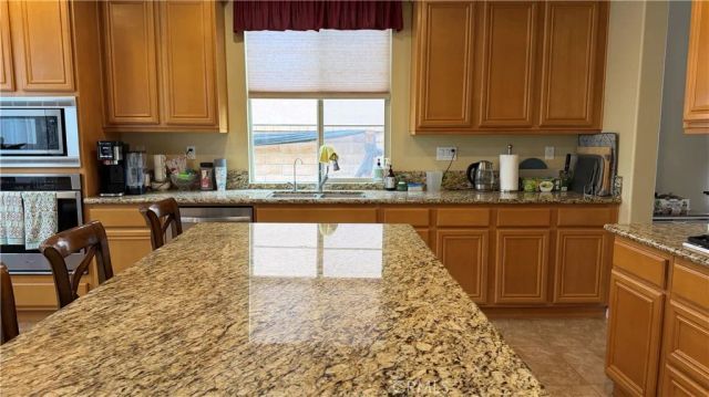 35081 Deer Spring, Winchester, CA 92596