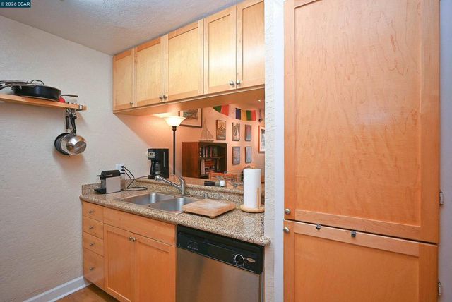 1087 Murrieta Blvd 140, Livermore, CA 94550