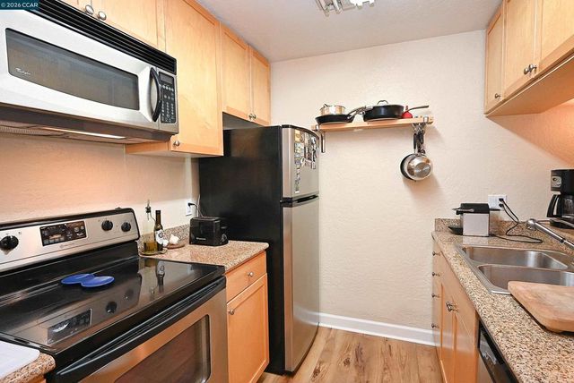 1087 Murrieta Blvd 140, Livermore, CA 94550