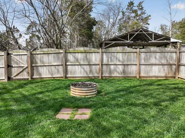 2504 Val Marie Dr, Madison, TN 37115