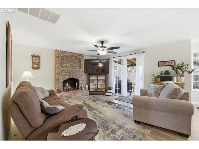 2009 FLAG STONE Ct, Keizer, OR 97303