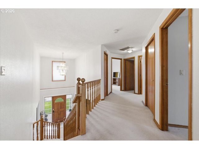 2009 FLAG STONE Ct, Keizer, OR 97303