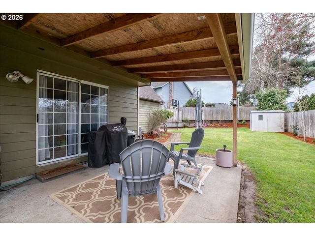 2009 FLAG STONE Ct, Keizer, OR 97303