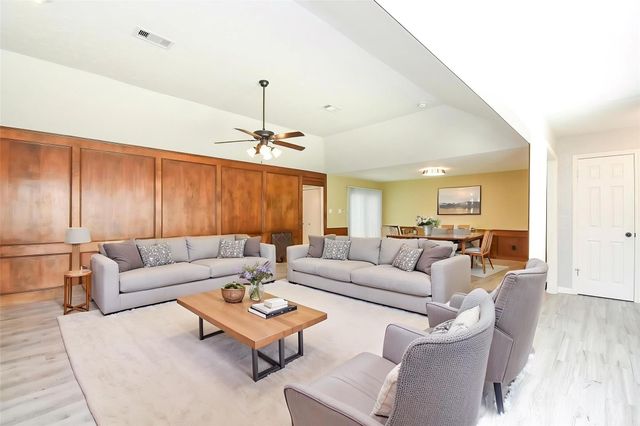 2814 Foxfire Circle, Missouri City, TX 77459