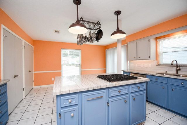 2814 Foxfire Circle, Missouri City, TX 77459