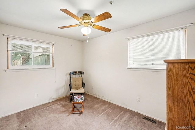 672 Linda Vista Drive, Pontiac, MI 48342