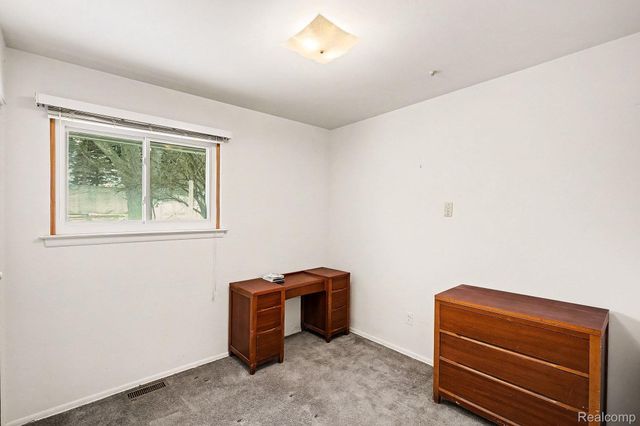 672 Linda Vista Drive, Pontiac, MI 48342