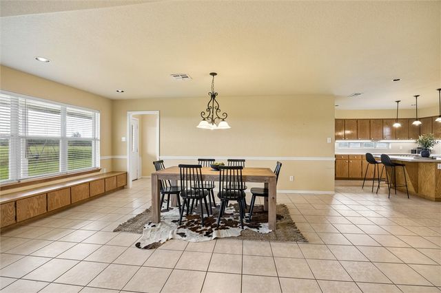 1240 Schumann Road, Bellville, TX 77418