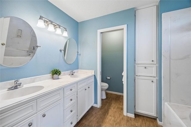 1240 Schumann Road, Bellville, TX 77418