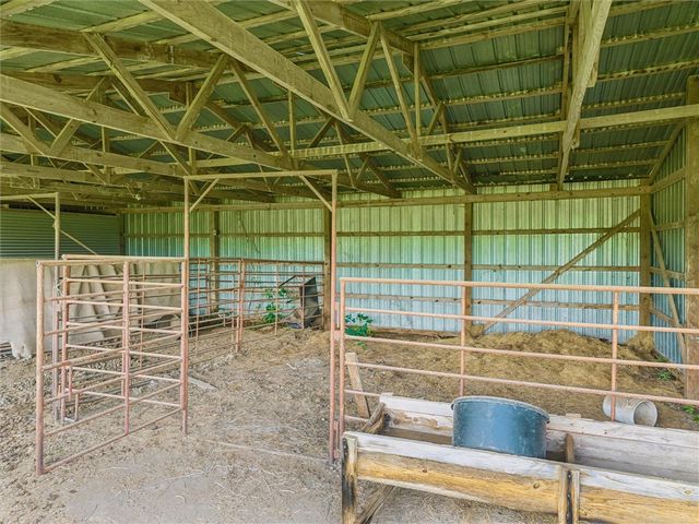 1240 Schumann Road, Bellville, TX 77418
