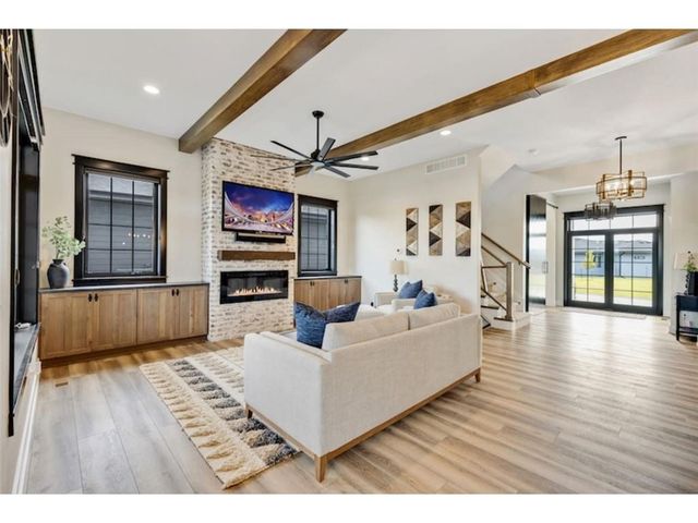 6129 NE Sherman Drive, Ankeny, IA 50021