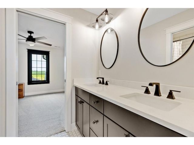 6129 NE Sherman Drive, Ankeny, IA 50021