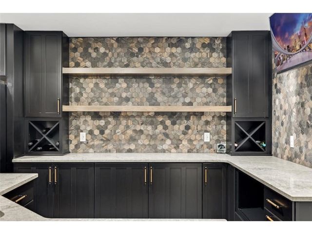 6129 NE Sherman Drive, Ankeny, IA 50021