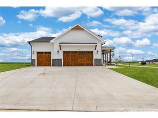 6129 NE Sherman Drive, Ankeny, IA 50021