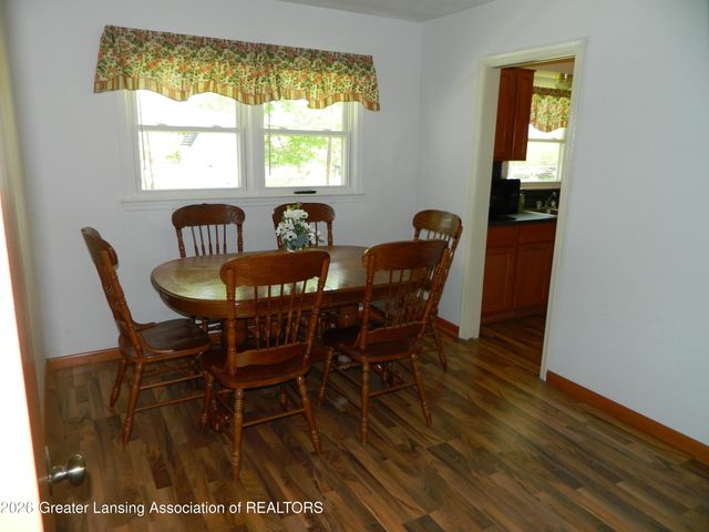 4123 Devonshire Avenue, Lansing, MI 48910