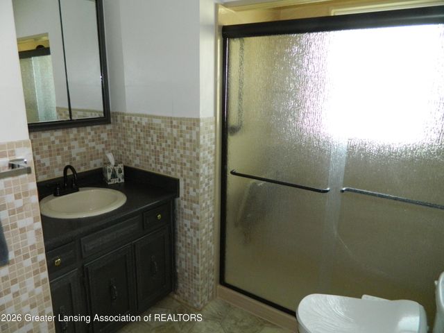 4123 Devonshire Avenue, Lansing, MI 48910