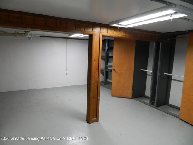 4123 Devonshire Avenue, Lansing, MI 48910