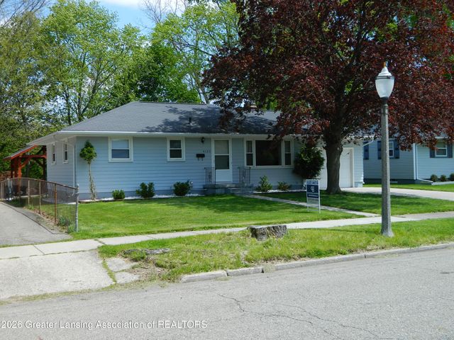 4123 Devonshire Avenue, Lansing, MI 48910