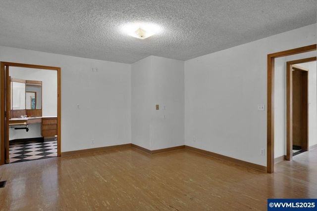 9790 NE Benton St, Newport, OR 97365