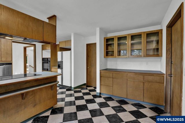 9790 NE Benton St, Newport, OR 97365