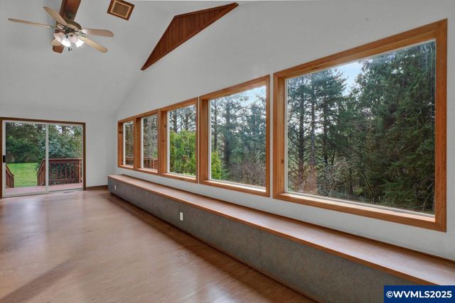 9790 NE Benton St, Newport, OR 97365