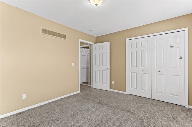 49896 Parkside Drive, Northville, MI 48168