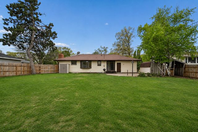 321 109th Avenue NW, Coon Rapids, MN 55448
