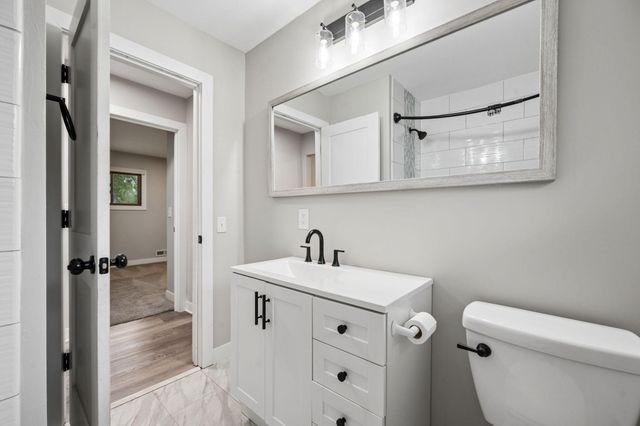 321 109th Avenue NW, Coon Rapids, MN 55448