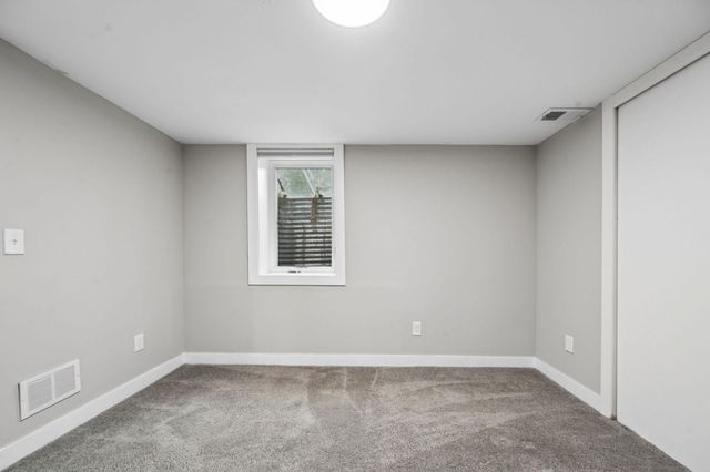 321 109th Avenue NW, Coon Rapids, MN 55448