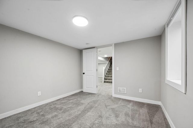 321 109th Avenue NW, Coon Rapids, MN 55448
