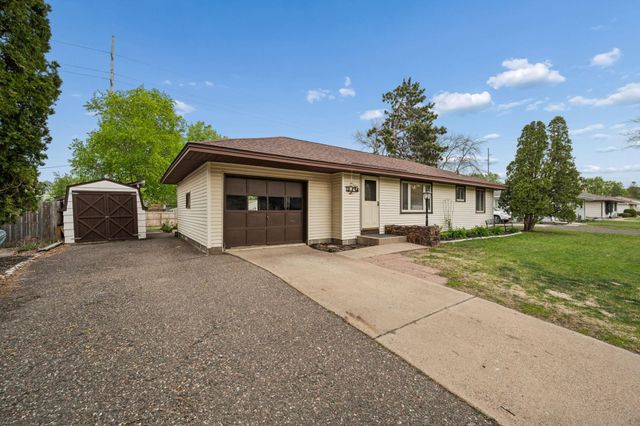 321 109th Avenue NW, Coon Rapids, MN 55448