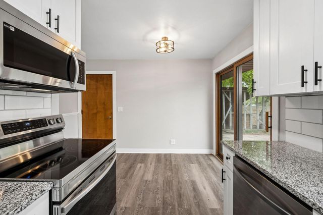 321 109th Avenue NW, Coon Rapids, MN 55448