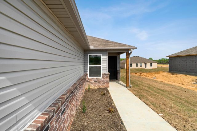27 Doe Run Drive, Ward, AR 72176