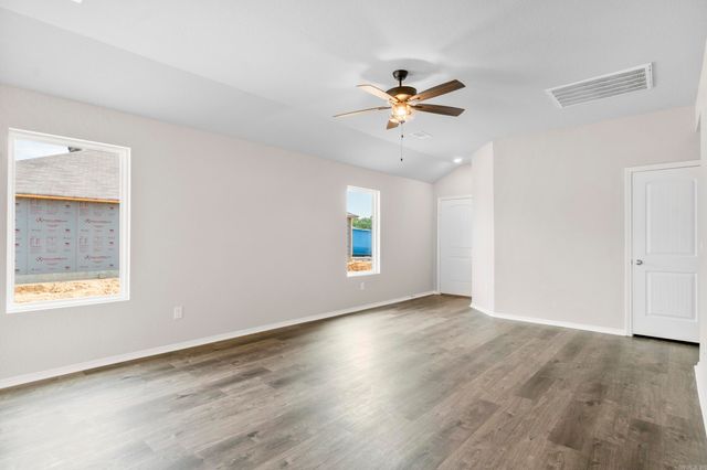 27 Doe Run Drive, Ward, AR 72176