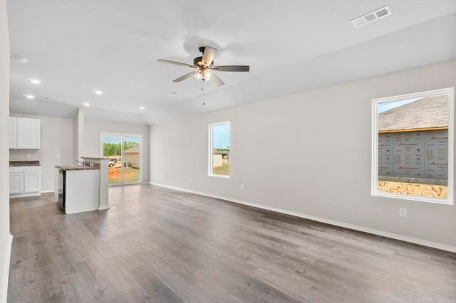 27 Doe Run Drive, Ward, AR 72176