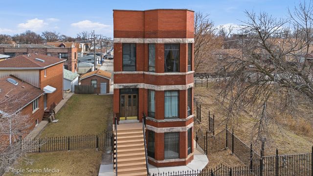 3315 S Wood Street, Chicago, IL 60608