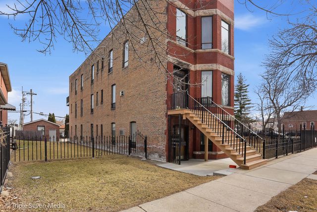3315 S Wood Street, Chicago, IL 60608
