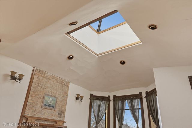 3315 S Wood Street, Chicago, IL 60608