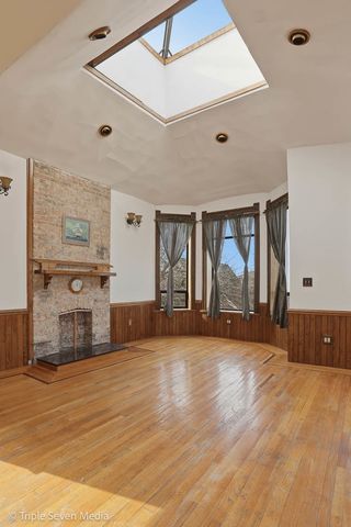 3315 S Wood Street, Chicago, IL 60608