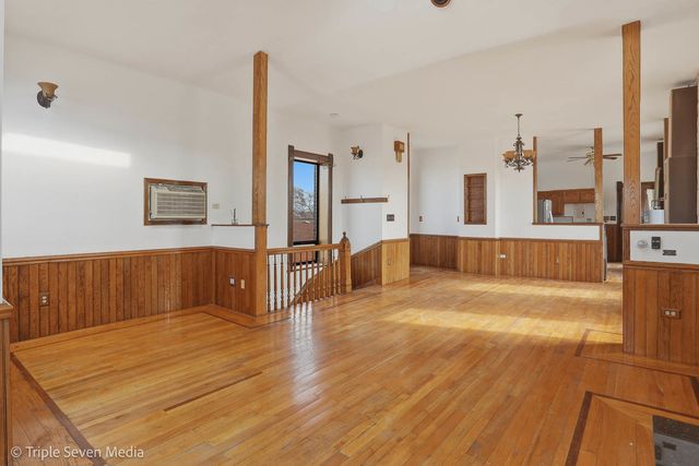 3315 S Wood Street, Chicago, IL 60608