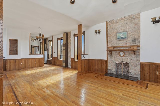 3315 S Wood Street, Chicago, IL 60608