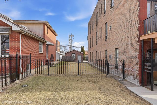 3315 S Wood Street, Chicago, IL 60608