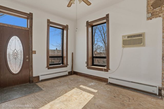 3315 S Wood Street, Chicago, IL 60608